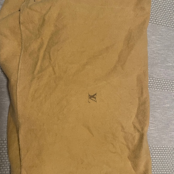 Louis Vuitton Heels - Picture 4 of 14